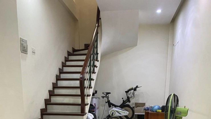 CHO_THUÊ CĂN HỘ N01-T1 Chung Cư Ngoại Giao Đoàn - Tầng Trung đẹp, 117m-3PN-2wc-3 ban công- giá 18tr 0934688687